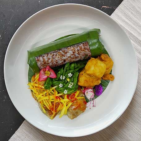 Baked Snapper with Mango Sauce